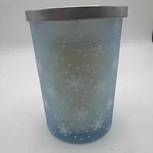 HD‎ Designs Snowflake Two Wick Jar Frost Glass Candle 19 oz Holiday Sugar Cookie